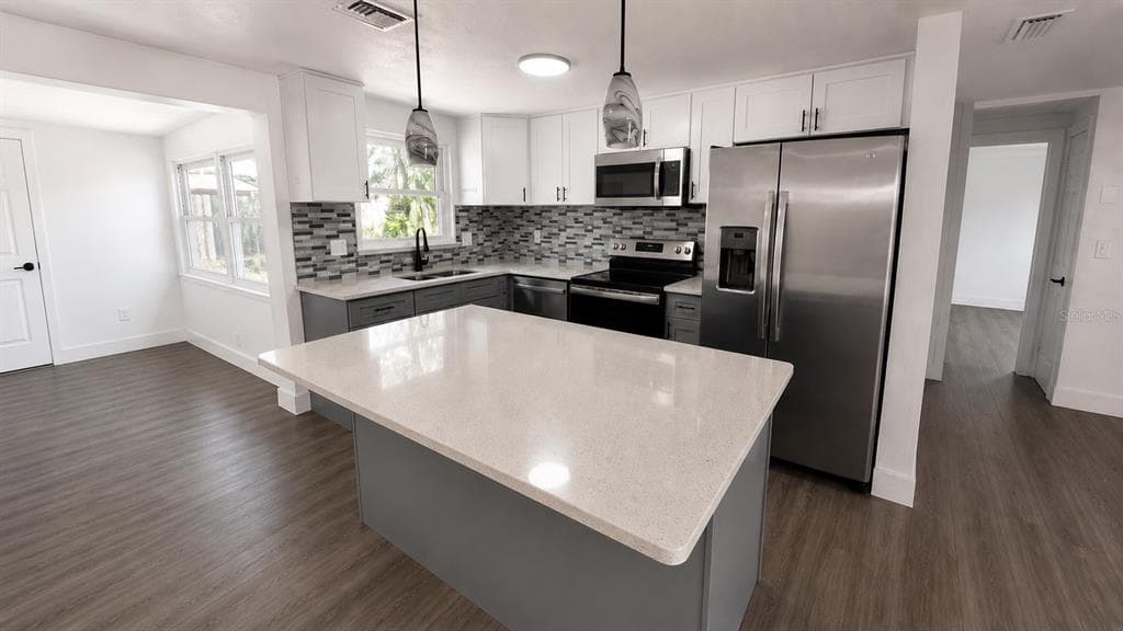 4803 GUARDIAN AVENUE, HOLIDAY, FL 34690 — zdjęcie 4