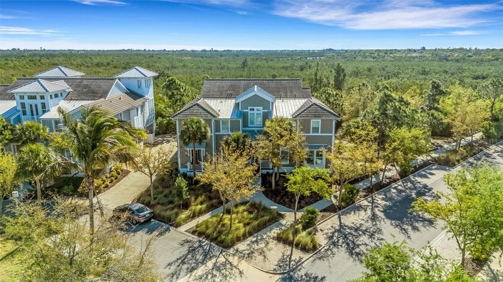 289 SAPPHIRE LAKE DRIVE # 202, BRADENTON, FL 34209