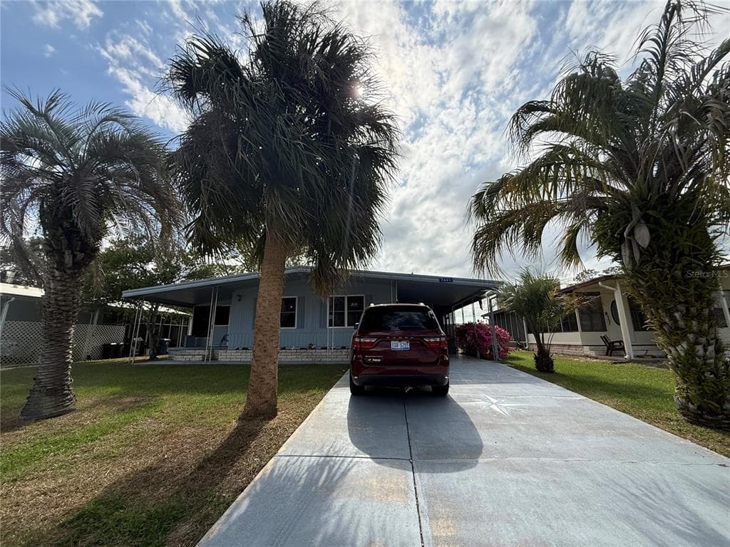 7441 FAIRLANE AVENUE, BROOKSVILLE, FL 34613