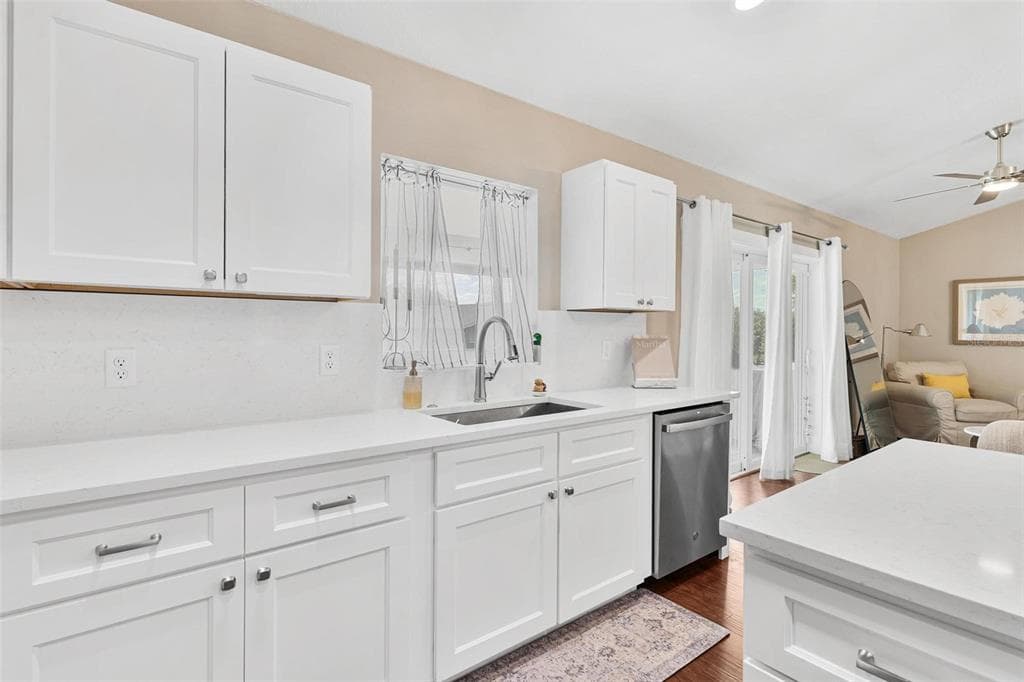 206 SHANNON LANE, LADY LAKE, FL 32159 — zdjęcie 3