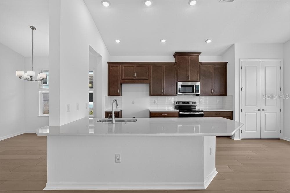 3021 PARAPET TERRACE PLACE, PLANT CITY, FL 33565 — zdjęcie 2