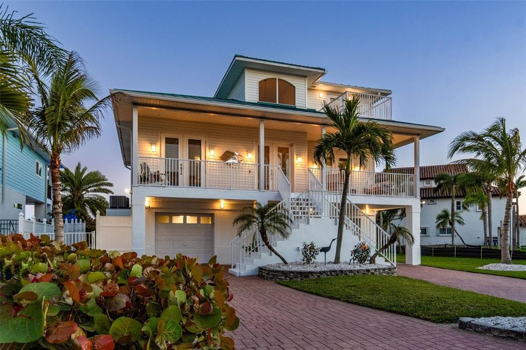 874 BAY POINT DRIVE, MADEIRA BEACH, FL 33708 — zdjęcie 2