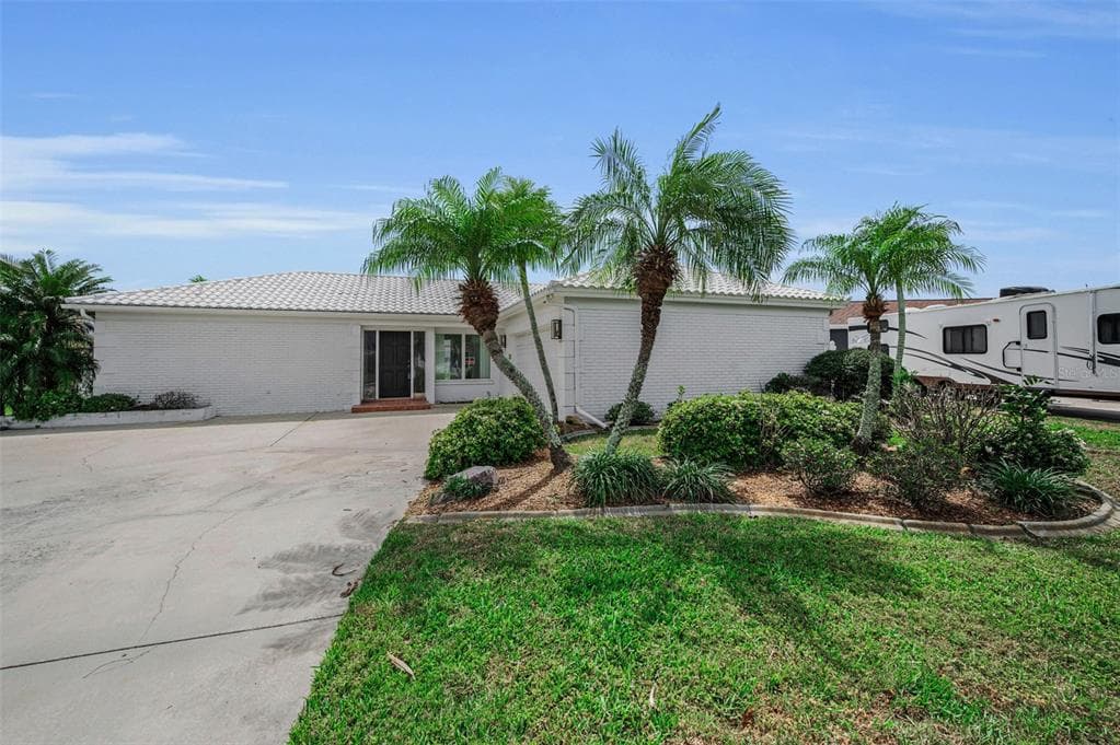 11566 47TH AVENUE N, ST PETERSBURG, FL 33708 — zdjęcie 2