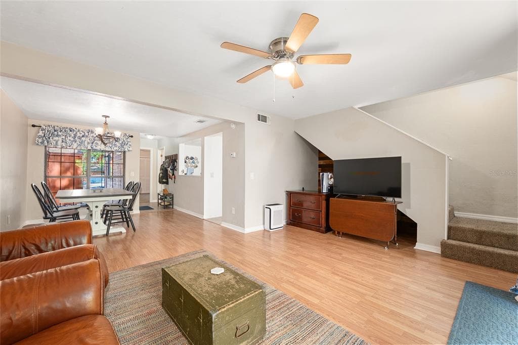 900 SW 62ND BOULEVARD # D24, GAINESVILLE, FL 32607 — zdjęcie 3