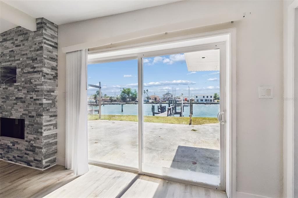16108 5TH STREET E, REDINGTON BEACH, FL 33708 — zdjęcie 3