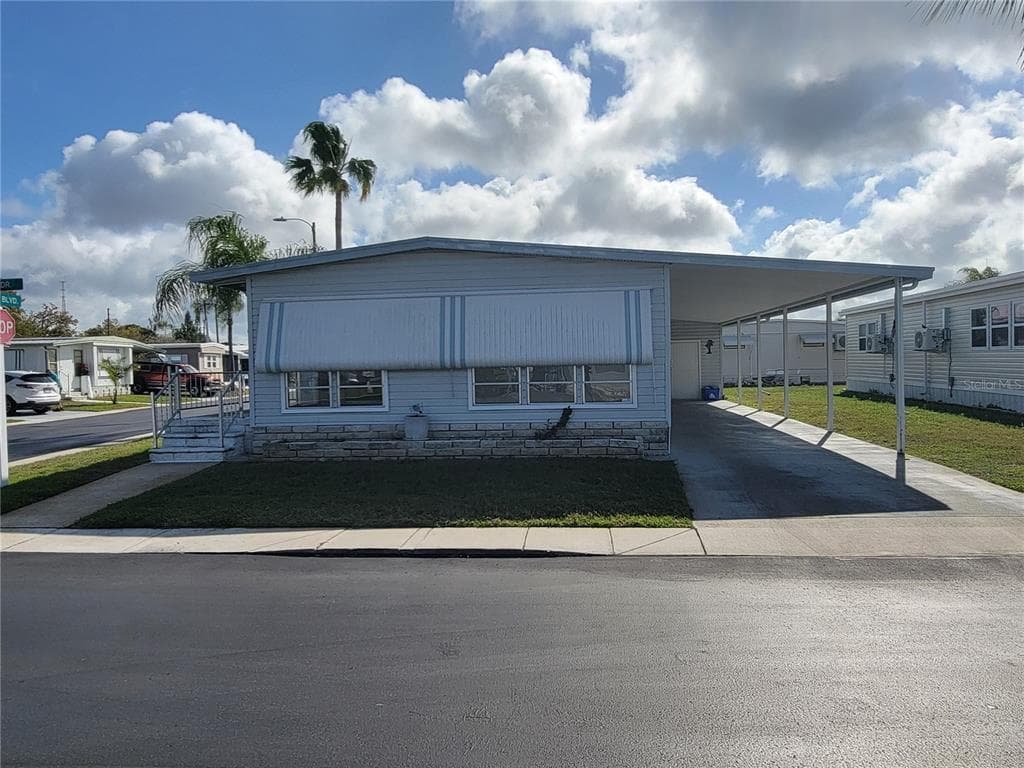 10932 UNION DRIVE, PORT RICHEY, FL 34668