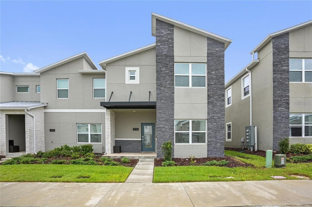1236 CHALLENGE DRIVE, DAVENPORT, FL 33896