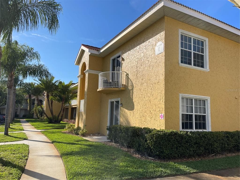 6816 DALI AVENUE # 201, LAND O LAKES, FL 34637
