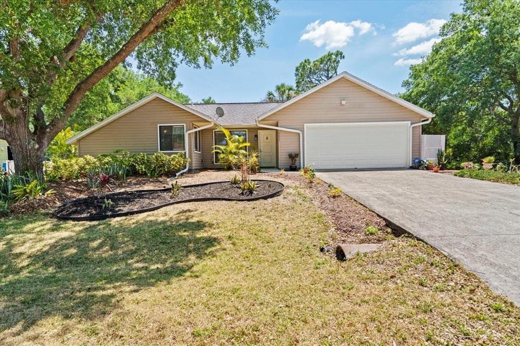 16235 BANYAN AVENUE, PORT CHARLOTTE, FL 33954