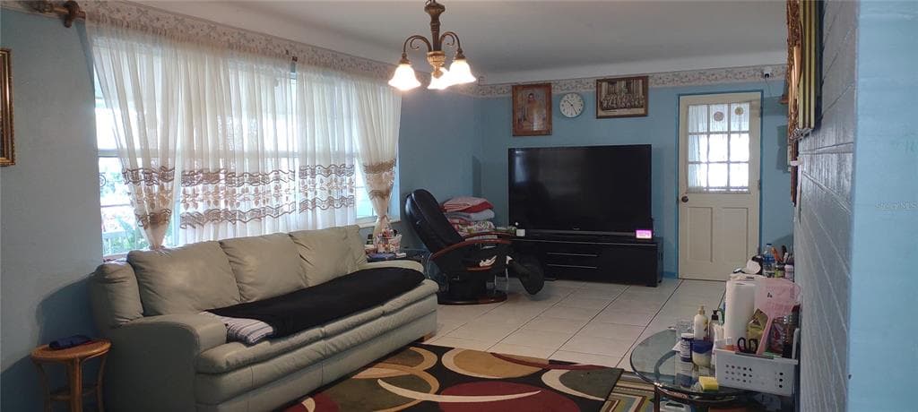 6165 26TH AVENUE N, ST PETERSBURG, FL 33710 — zdjęcie 5