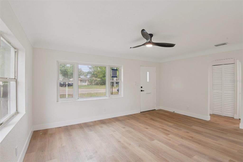 3468 9TH AVENUE N, ST PETERSBURG, FL 33713 — zdjęcie 4