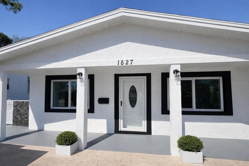 1827 MONTANA AVENUE NE, ST PETERSBURG, FL 33703