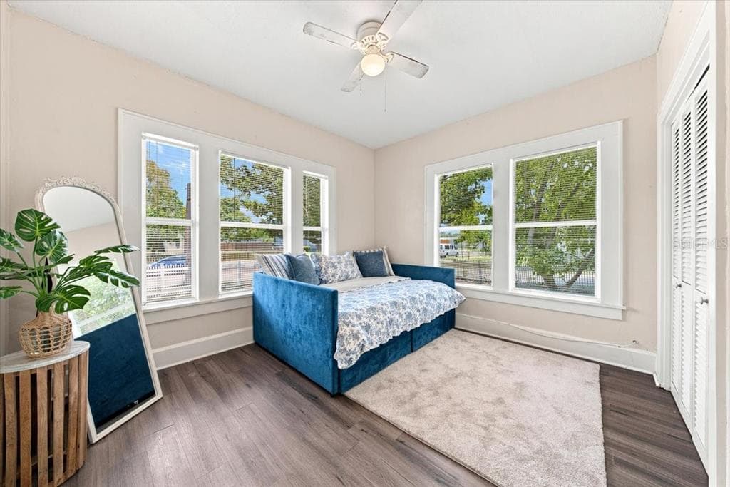 4026 4TH AVENUE S, ST PETERSBURG, FL 33711 — zdjęcie 5