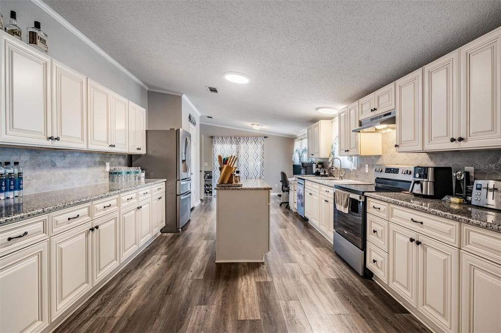 13544 KENT BRADLEY STREET, DADE CITY, FL 33525 — zdjęcie 4