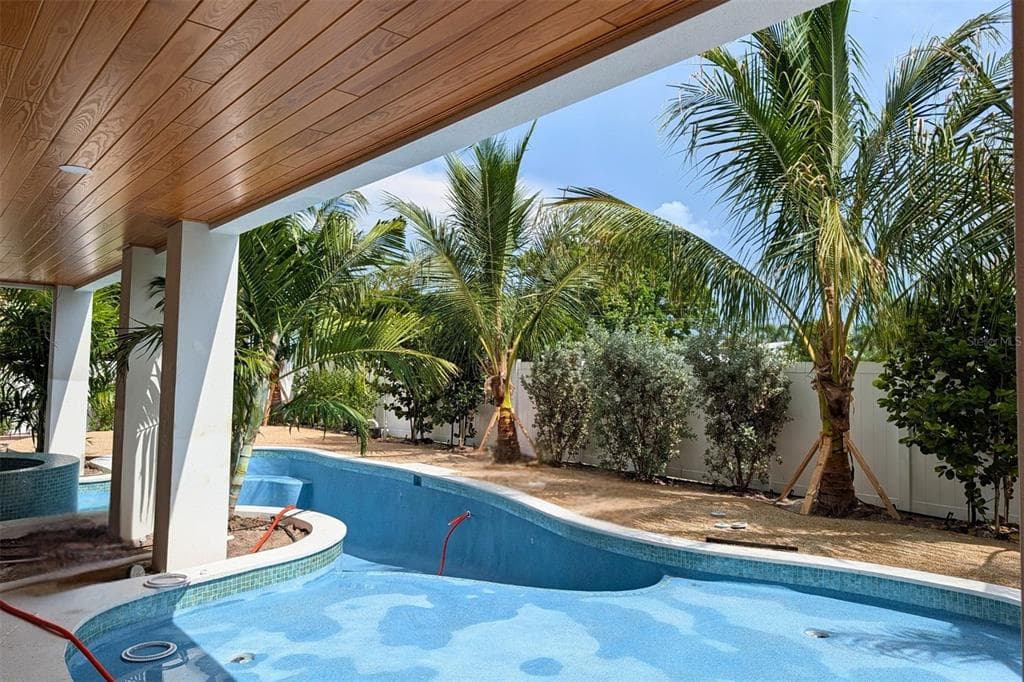 107 TUNA STREET, ANNA MARIA, FL 34216 — zdjęcie 4