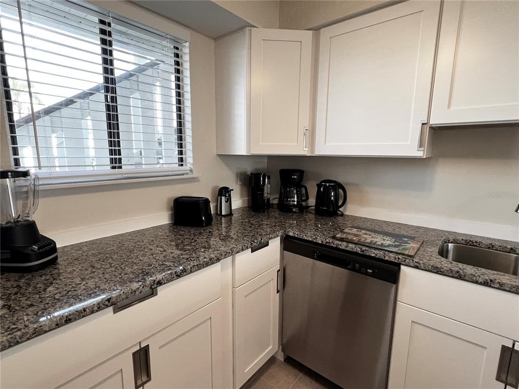 1801 GULF DRIVE N # 125, BRADENTON BEACH, FL 34217 — zdjęcie 5