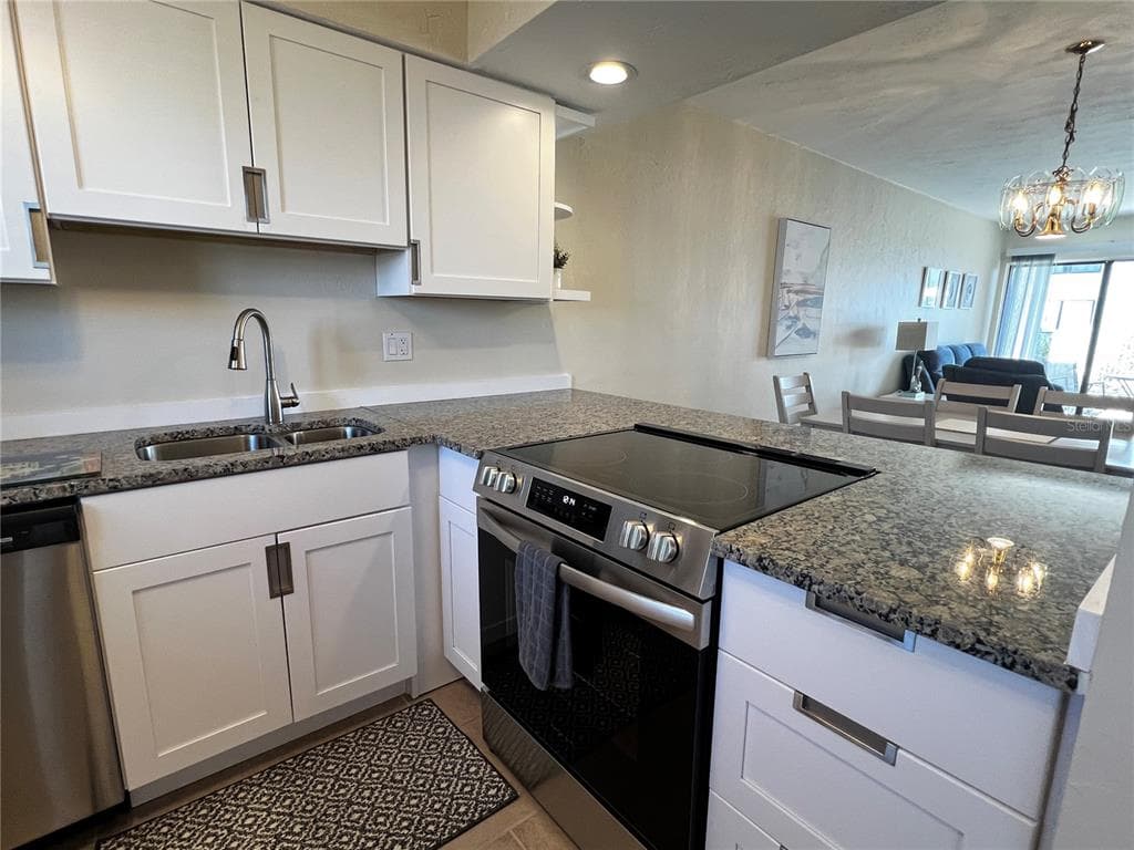 1801 GULF DRIVE N # 125, BRADENTON BEACH, FL 34217 — zdjęcie 4