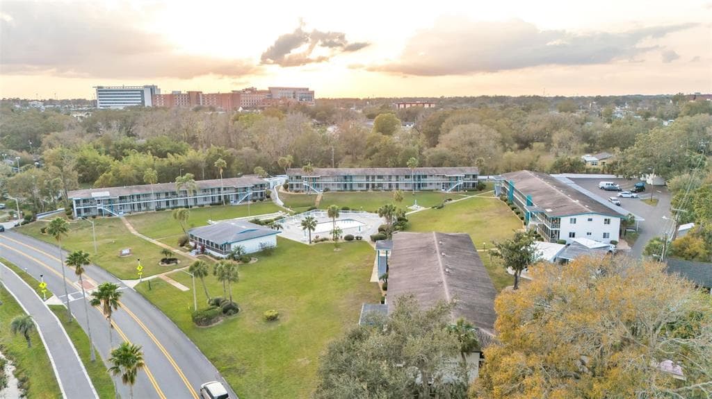 1600 W LAKE PARKER DRIVE # B9, LAKELAND, FL 33805 — zdjęcie 2