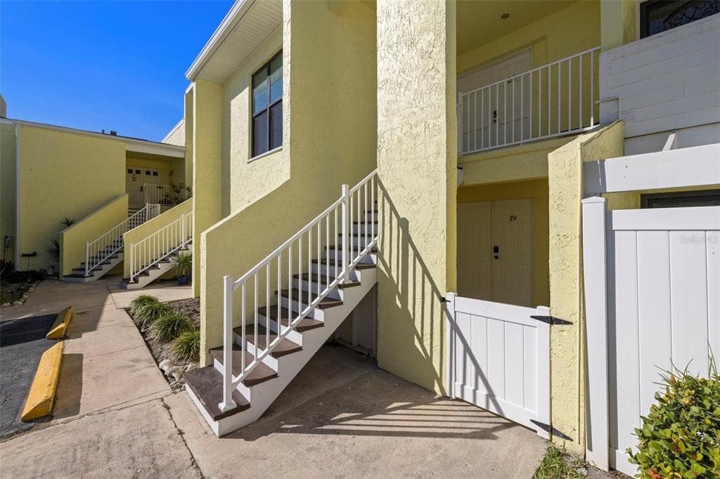 1 WINDRUSH BOULEVARD # 19, INDIAN ROCKS BEACH, FL 33785 — zdjęcie 2