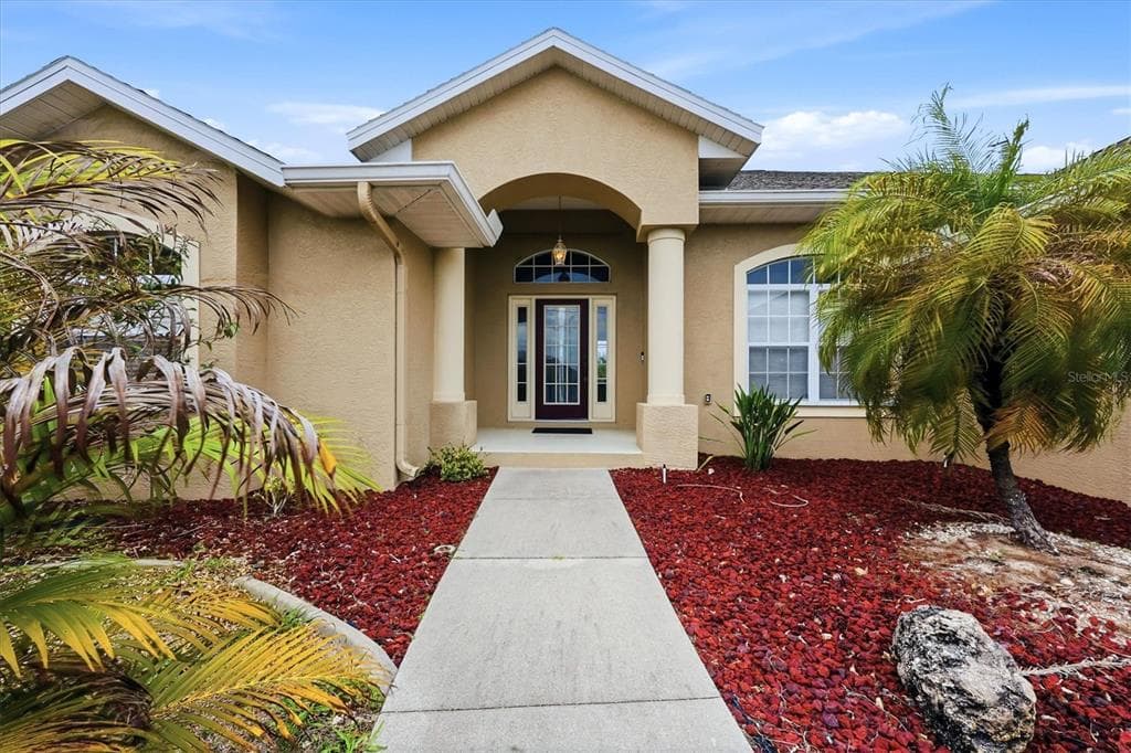 300 BAYTREE DRIVE, ROTONDA WEST, FL 33947 — zdjęcie 4