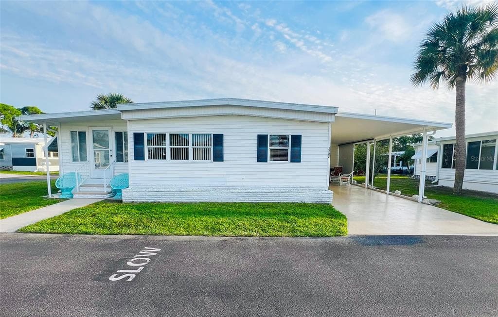 2282 PIAZZA DRIVE # 117, SARASOTA, FL 34238