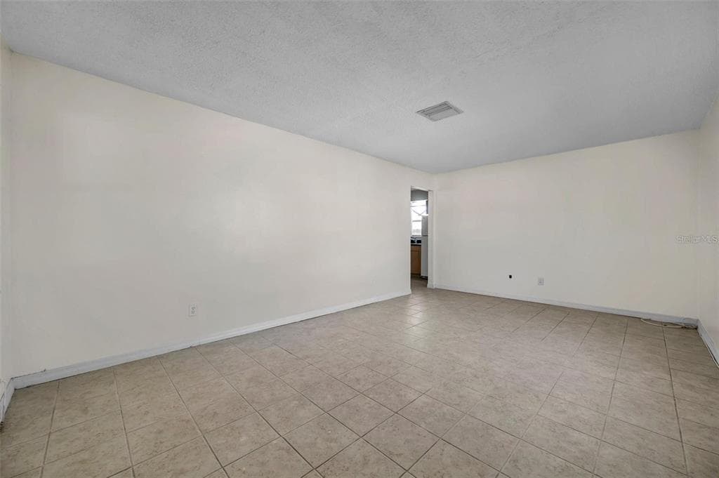 926 LAKE PALMS DRIVE, LARGO, FL 33771 — zdjęcie 4