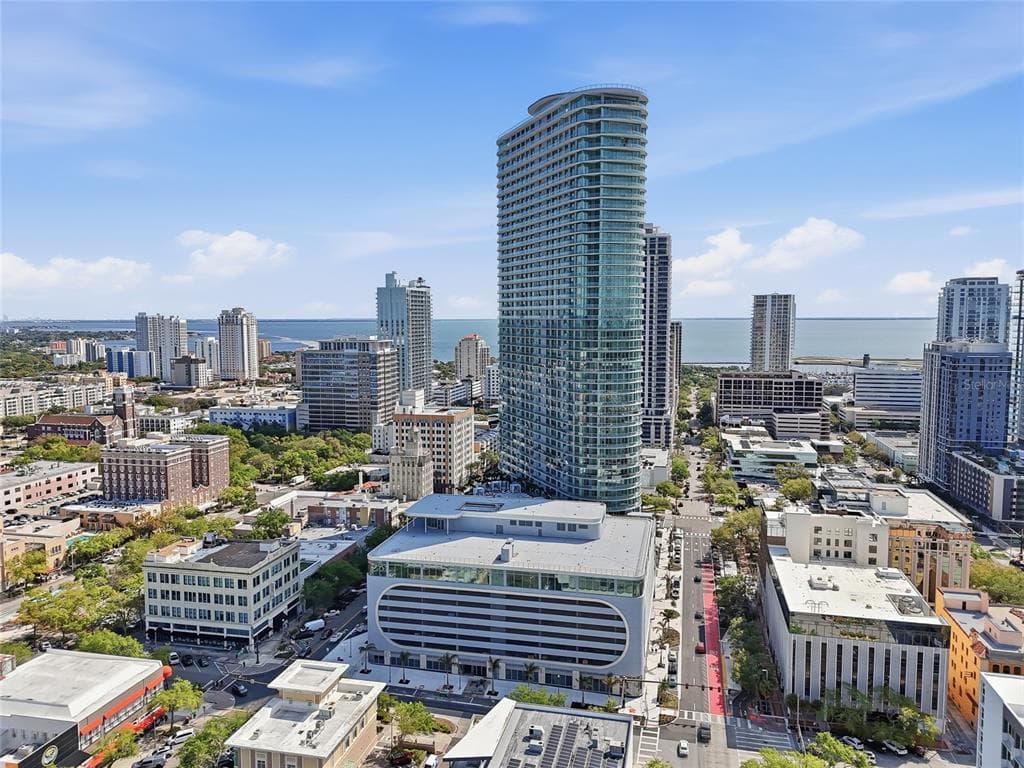 400 CENTRAL AVENUE # 303, ST PETERSBURG, FL 33701 — zdjęcie 5