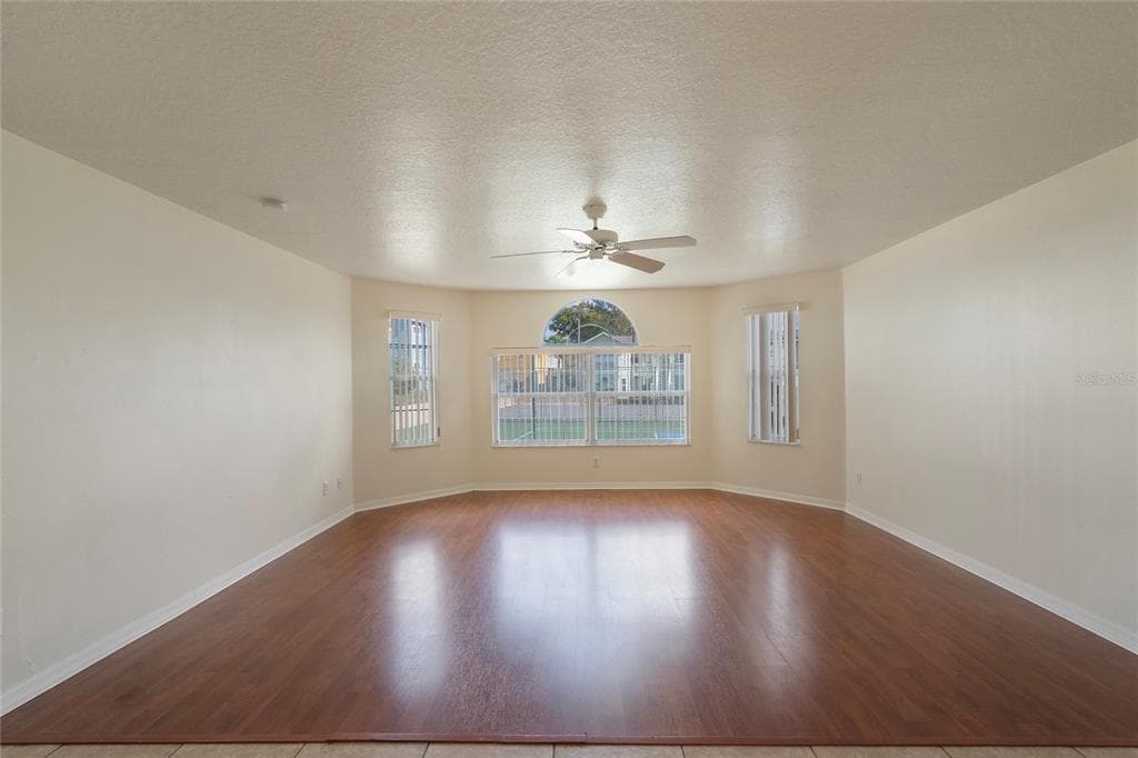 8709 ROCKINGHAM TERRACE # A, KISSIMMEE, FL 34747 — zdjęcie 4