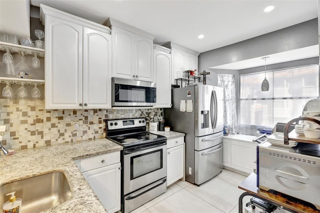 12662 NW 14TH STREET, SUNRISE, FL 33323 — zdjęcie 5