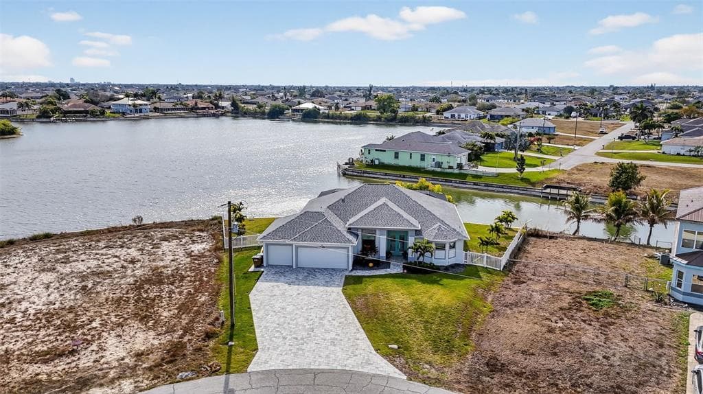 230 NE 18TH STREET, CAPE CORAL, FL 33909 — zdjęcie 4
