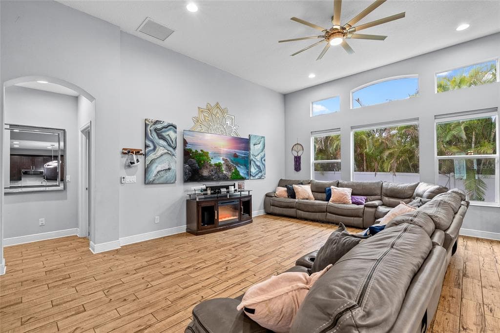 7430 71ST AVENUE N, PINELLAS PARK, FL 33781 — zdjęcie 5