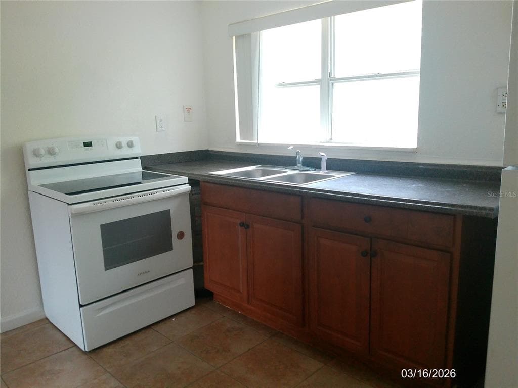 808 S CENTRAL AVENUE S, LAKELAND, FL 33815 — zdjęcie 2