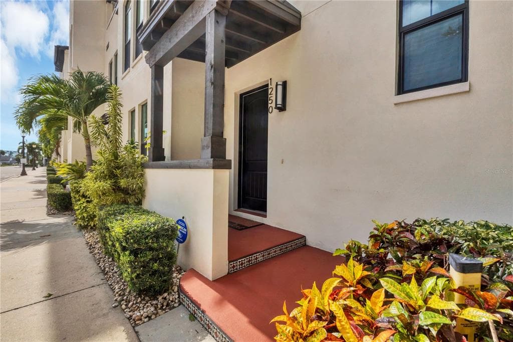 1250 MAY LANE, SARASOTA, FL 34236 — zdjęcie 4