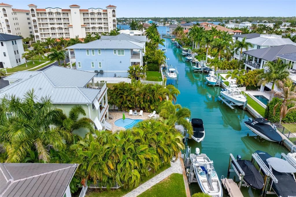 124 FOREST HILLS DRIVE, REDINGTON SHORES, FL 33708 — zdjęcie 3