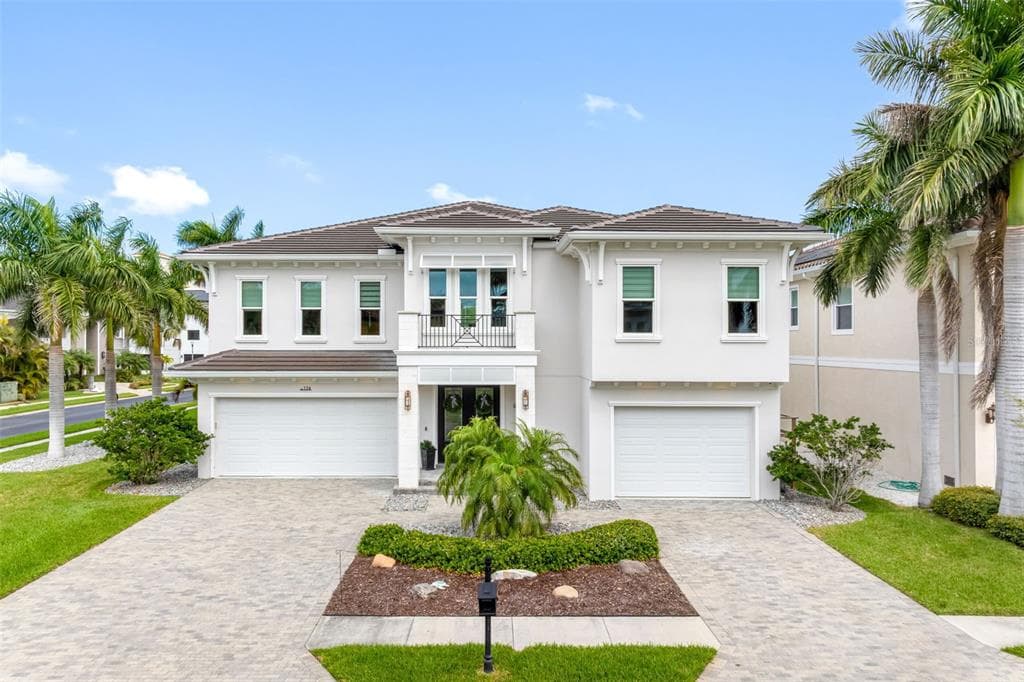 124 FOREST HILLS DRIVE, REDINGTON SHORES, FL 33708