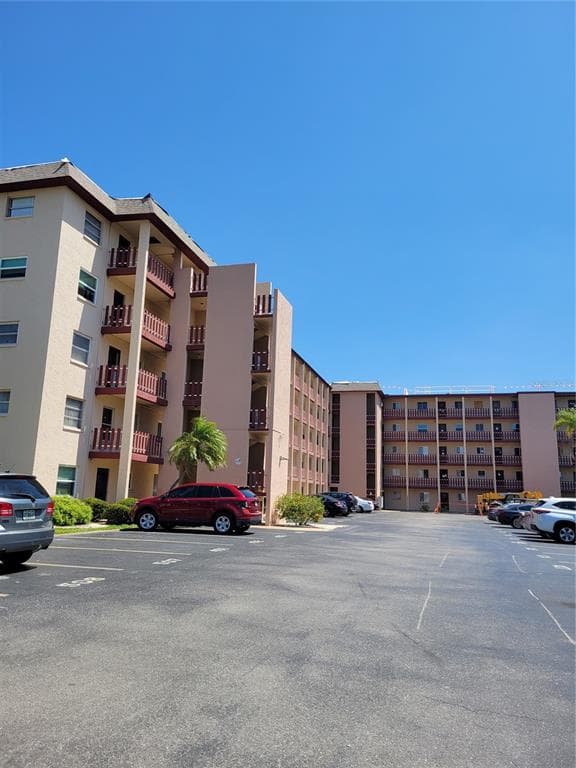 4079 LAKE BAYSHORE DRIVE # 308, BRADENTON, FL 34205