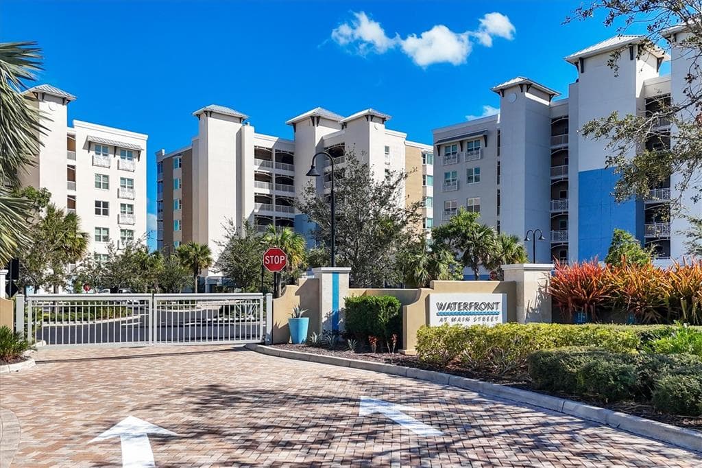 10510 BOARDWALK LOOP # 602, LAKEWOOD RANCH, FL 34202 — zdjęcie 4