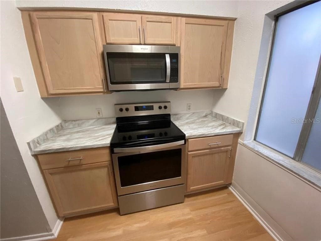 7508 PRESLEY PLACE # 100, TAMPA, FL 33617 — zdjęcie 3