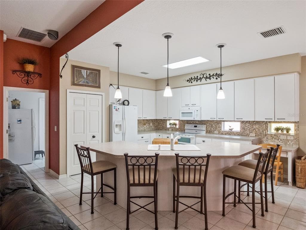 6100 PRINCE FREDERICK COURT, LEESBURG, FL 34748 — zdjęcie 2