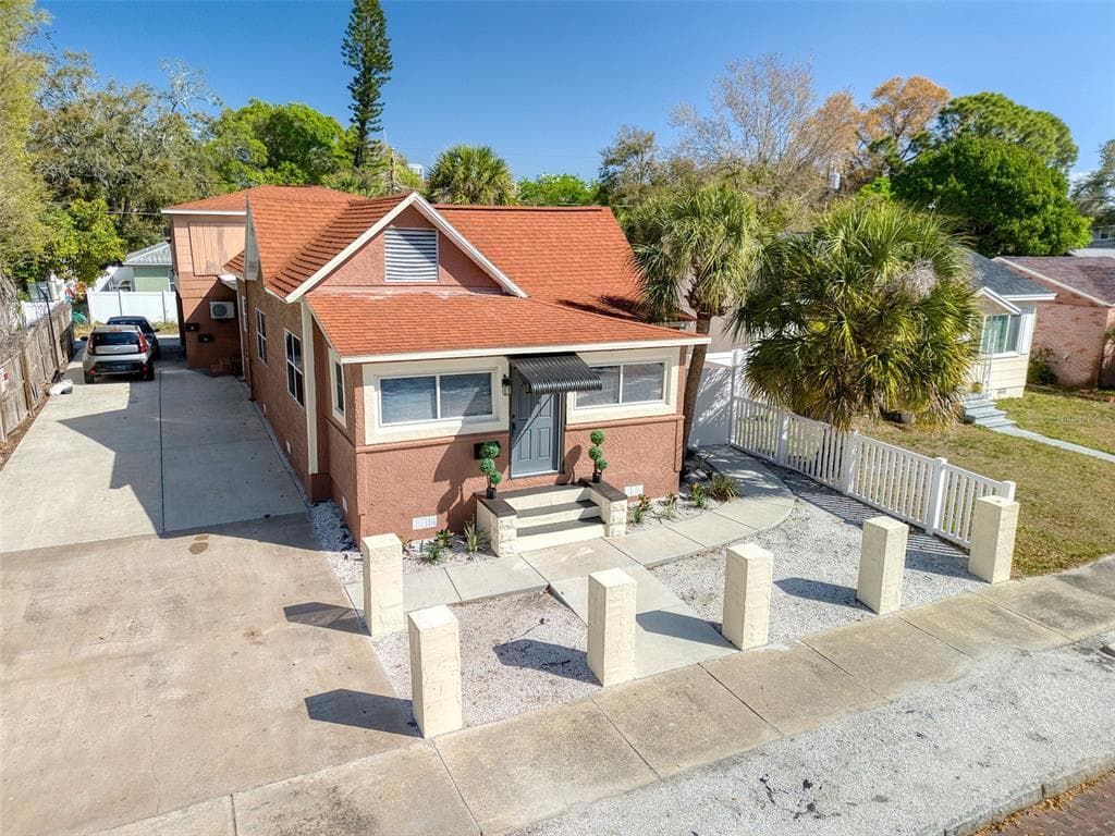 675 16TH AVENUE S # 1, ST PETERSBURG, FL 33701