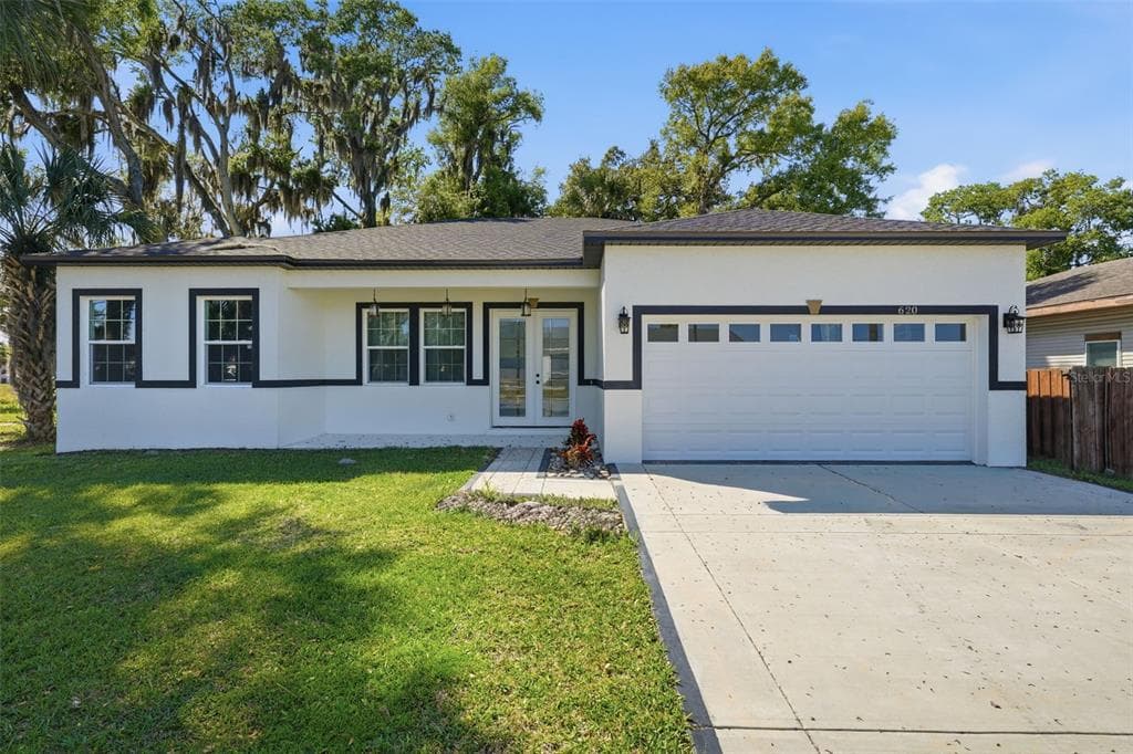 620 TITCOMB STREET, EUSTIS, FL 32726