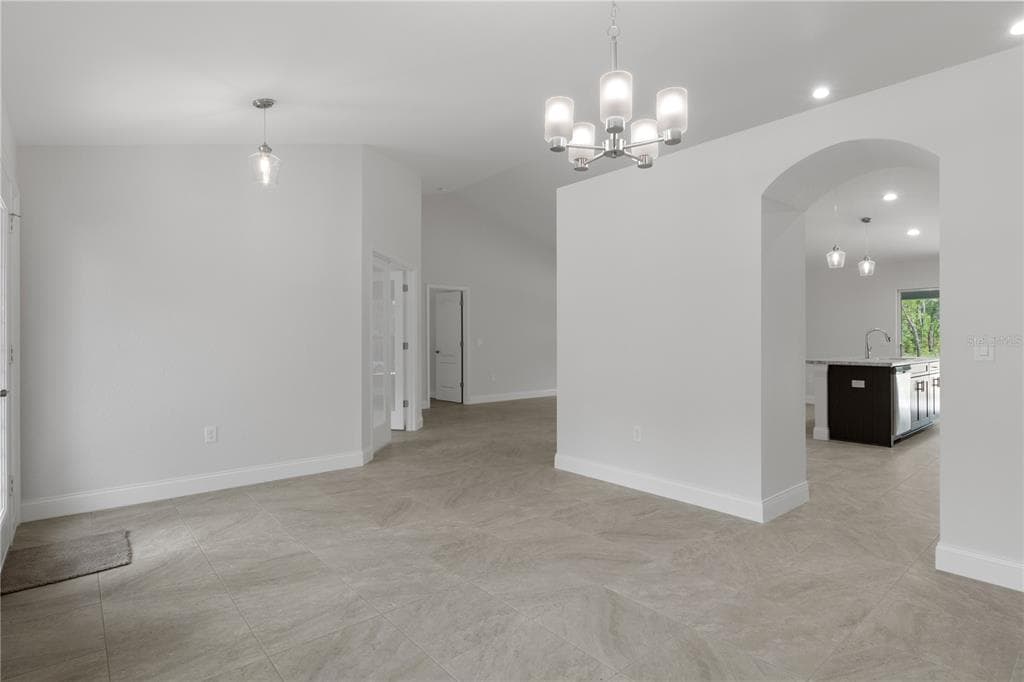 11367 LATCHWOOD AVENUE, WEEKI WACHEE, FL 34614 — zdjęcie 2