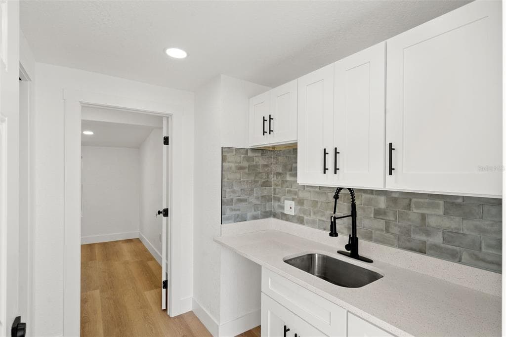 2008 OAKWOOD AVENUE # B, TAMPA, FL 33605 — zdjęcie 2