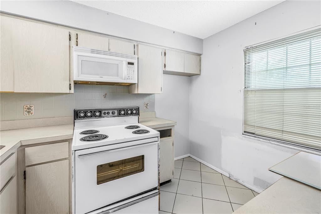 4774 LAKE BOULEVARD # 9B, CLEARWATER, FL 33762 — zdjęcie 3