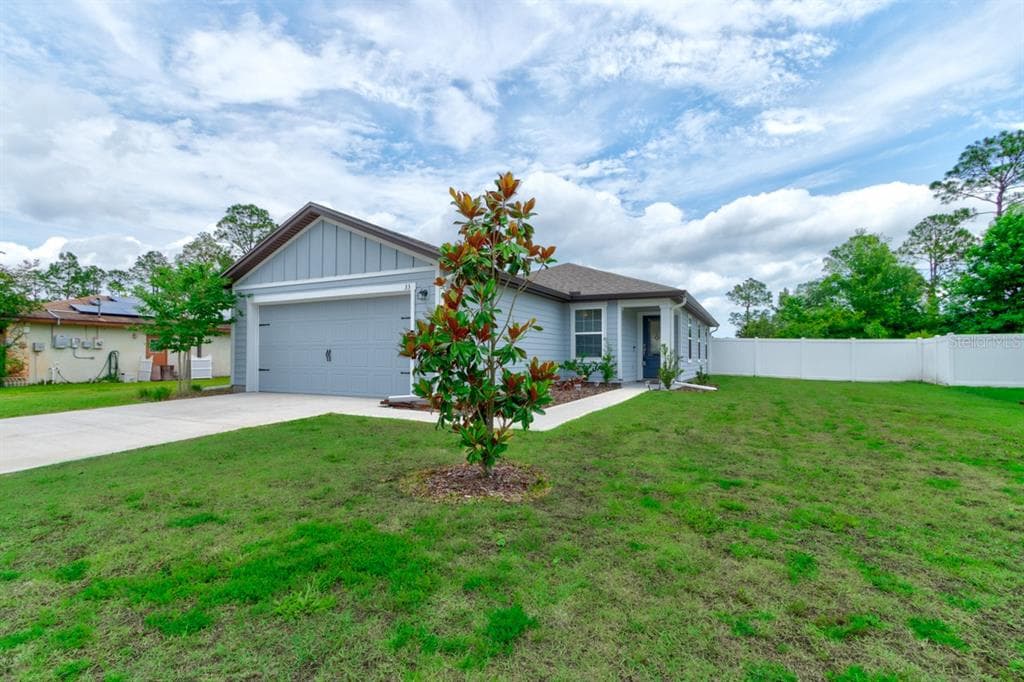 33 PINE CROFT LANE, PALM COAST, FL 32164