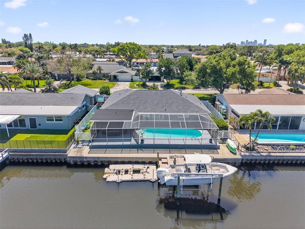 1435 48TH AVENUE NE, ST PETERSBURG, FL 33703 — zdjęcie 2