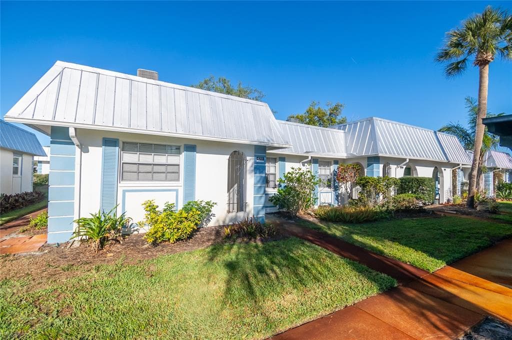 4209 TAMARGO DRIVE # 4209, NEW PORT RICHEY, FL 34652