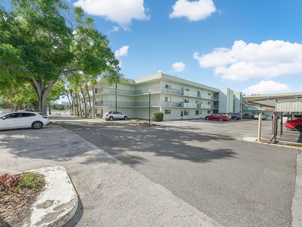 1130 N LAKE PARKER AVENUE # A201, LAKELAND, FL 33805 — zdjęcie 2