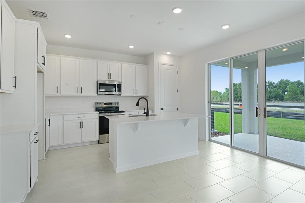 3481 MACCHI AVENUE, TAVARES, FL 32778 — zdjęcie 5