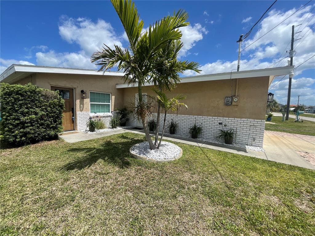 6403 LONNIE LEE LANE, HUDSON, FL 34667